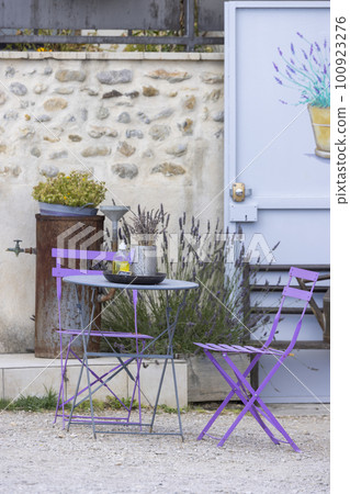 still life with lavenders in Provence, France still life with lavenders in Provence, France 100923276