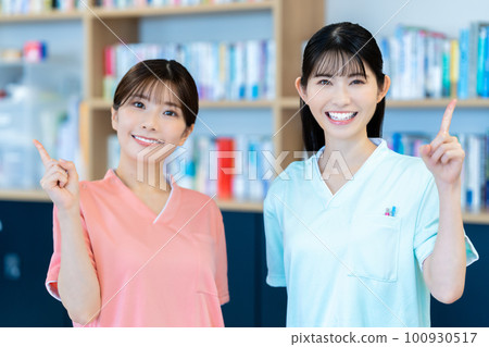 two female nursing staff 100930517
