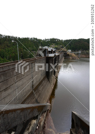 景觀與大壩 100931262