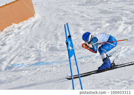 All-Japan High School Ski Tournament Inter-High Ski Sprint Men's Giant Slalom 100933311
