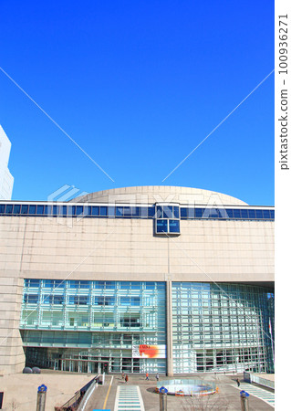 Scenery of Aichi Arts Center, Nagoya 100936271
