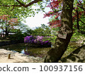 Jongmyo Shrine Surrounded by Fresh Greenery, World Heritage Site, Korea 31 Pond 100937156