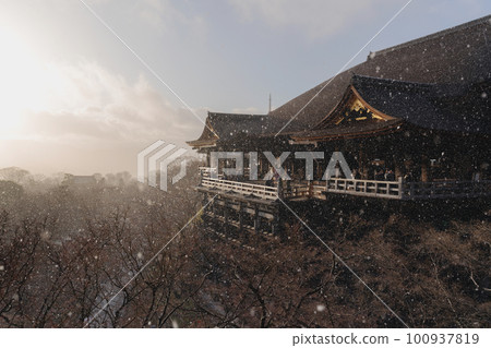 Kiyomizu temple, with snow in sunset famous landmark and tourist attraction in Kyoto, Japan 100937819