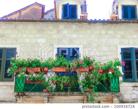 The traditional stone houses at Kotor's Old Town, Montenegro 100938728