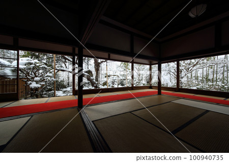 Hosen-in's Snow Frame Garden Hosen-in's Snow Frame Garden 100940735