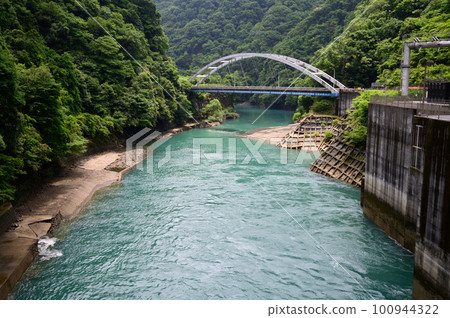 Landscape seen from Miyagase Dam 100944322