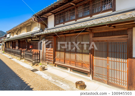 Townscape of Sekijuku on the Tokaido, Kameyama City, Mie Prefecture 100945503