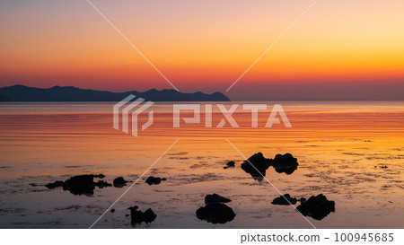 Dusk of Wakasa Bay Dusk of Wakasa Bay 100945685