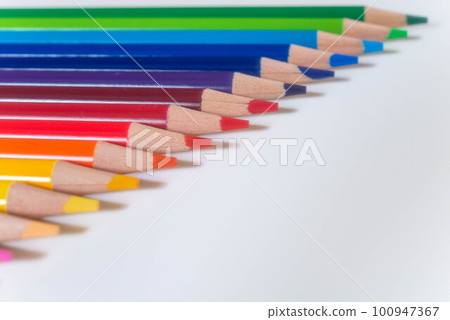 Colorful colored pencil 100947367