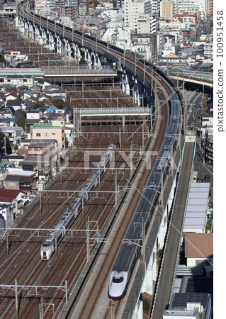 2023年春季退役的651系列列車和上越新幹線E2系列 100951458