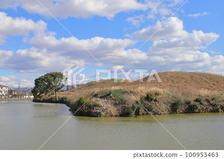 Mutsuku Kofun 100953463