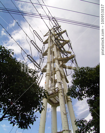 white tower in town 100953837