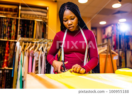 authentic ethnic africa america sellerwoman working in shop authentic ethnic africa america sellerwoman working in shop 100955188