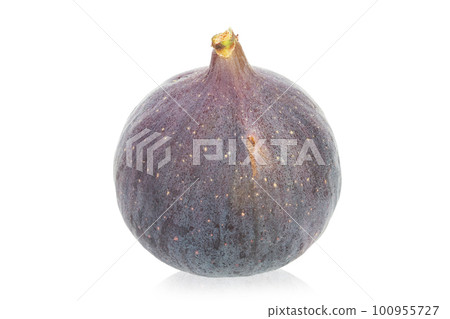 Fresh fig isolated on white background. File contains clipping path. Fresh fig isolated on white background. File contains clipping path. 100955727