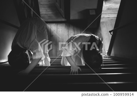 女學生的鬼 通靈現象 女學生的鬼 通靈現象 100959914