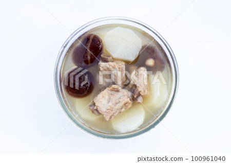 Pork rib soup with white radish and shiitake mushroom Pork rib soup with white radish and shiitake mushroom 100961040