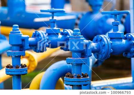 Valves at gas plant 100966793