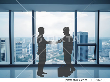 一名男性上班族握手的剪影 一名男性上班族握手的剪影 100967102