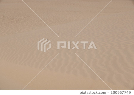 australian desert wind 100967749