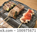 A delicious yakitori 100975671