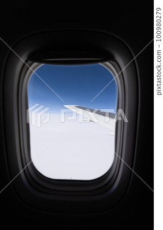 從飛機窗口查看 100980279