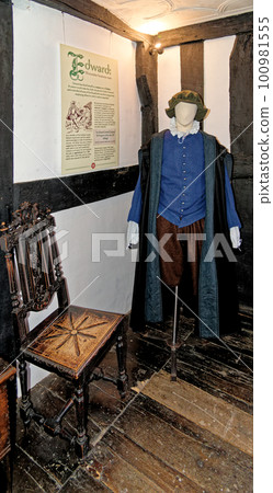 Victorian traditional dress at Tudor House Museum Worcester - United Kingdom 100981555