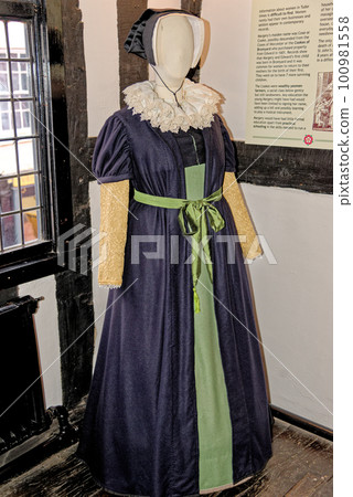 Victorian traditional dress at Tudor House Museum Worcester - United Kingdom 100981558