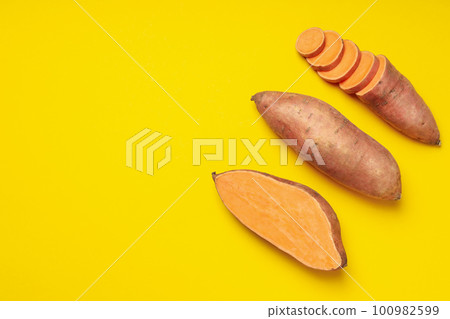 Concept of vegetables, sweet potato, space for text Concept of vegetables, sweet potato, space for text 100982599