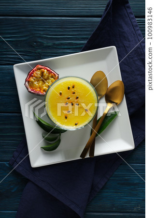 Concept of delicious food - Passion fruit mousse 100983146