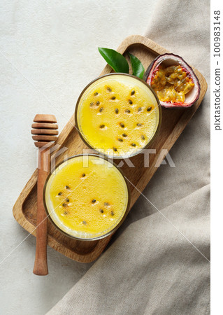 Concept of delicious food - Passion fruit mousse 100983148