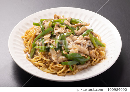 Chinjaolose fried noodles 100984090
