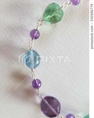 Fluorite and Amethyst Short Necklace Fluorite and Amethyst Short Necklace 100986779