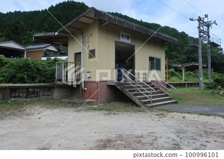 米川站候車室 100996101