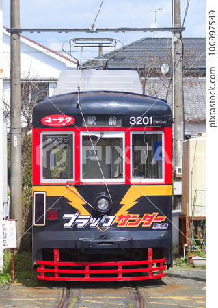Toyohashi Railway tram car front 100997549