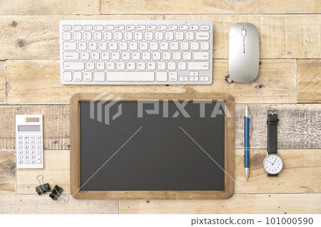 Business desk with a blackboard Bird's-eye view shot Unmanned 101000590