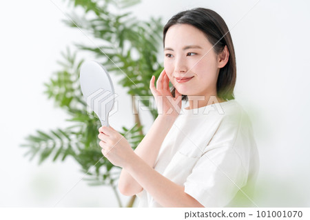 Beauty beauty young woman Beauty beauty young woman 101001070