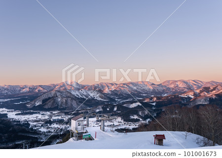 Yamagata Akakura Onsen ski resort sunset 101001673