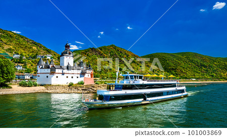 Cruise ship at Pfalzgrafenstein Castle in the Upper Middle Rhine Valley. UNESCO world heritage in Germany Cruise ship at Pfalzgrafenstein Castle in the Upper Middle Rhine Valley. UNESCO world heritage in Germany 101003869