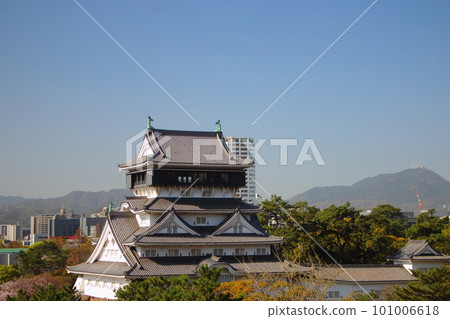 小倉城和更倉山的特寫 小倉城和更倉山的特寫 101006618