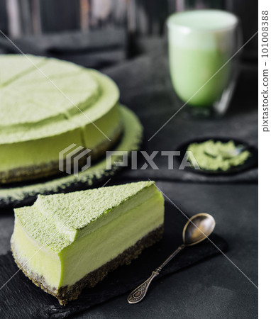 Matcha cheesecake with matcha coffee 101008388