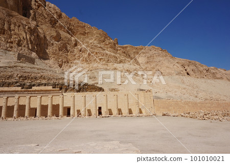 temple of queen Hatsepsut 101010021
