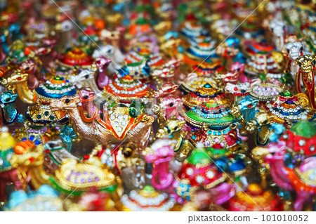 souvenirs from egypt 101010052