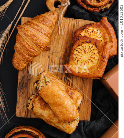 different pastries with boxes for delivery 101012602