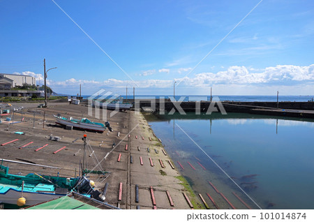 Wada Fishing Port and the Sea of Sotobo [Minamiboso City, Chiba Prefecture] 101014874