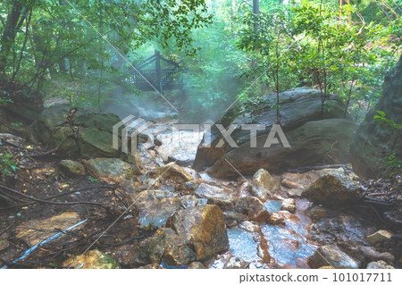 霧島溫泉最古老的岩石浴我之湯風景 霧島溫泉最古老的岩石浴我之湯風景 101017711