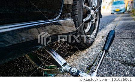 Tire exchange Tire exchange 101026001