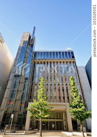 Tokyu Department Store Sapporo store in sunny summer Tokyu Department Store Sapporo store in sunny summer 101026501