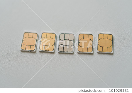5 SIM cards 101029381