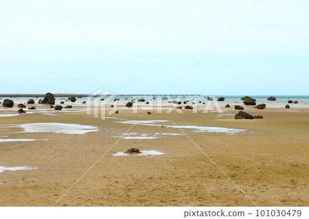 17END 從伊良部島（宮古島）的澤田海灘看到的 101030479