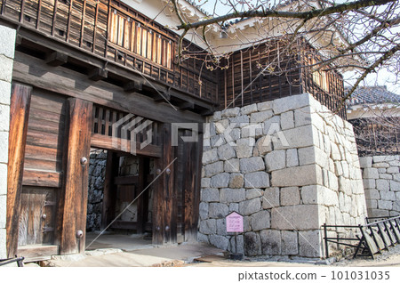 100 Famous Castles Matsuyama Castle Tsutsui Gate, Ehime Prefecture 101031035